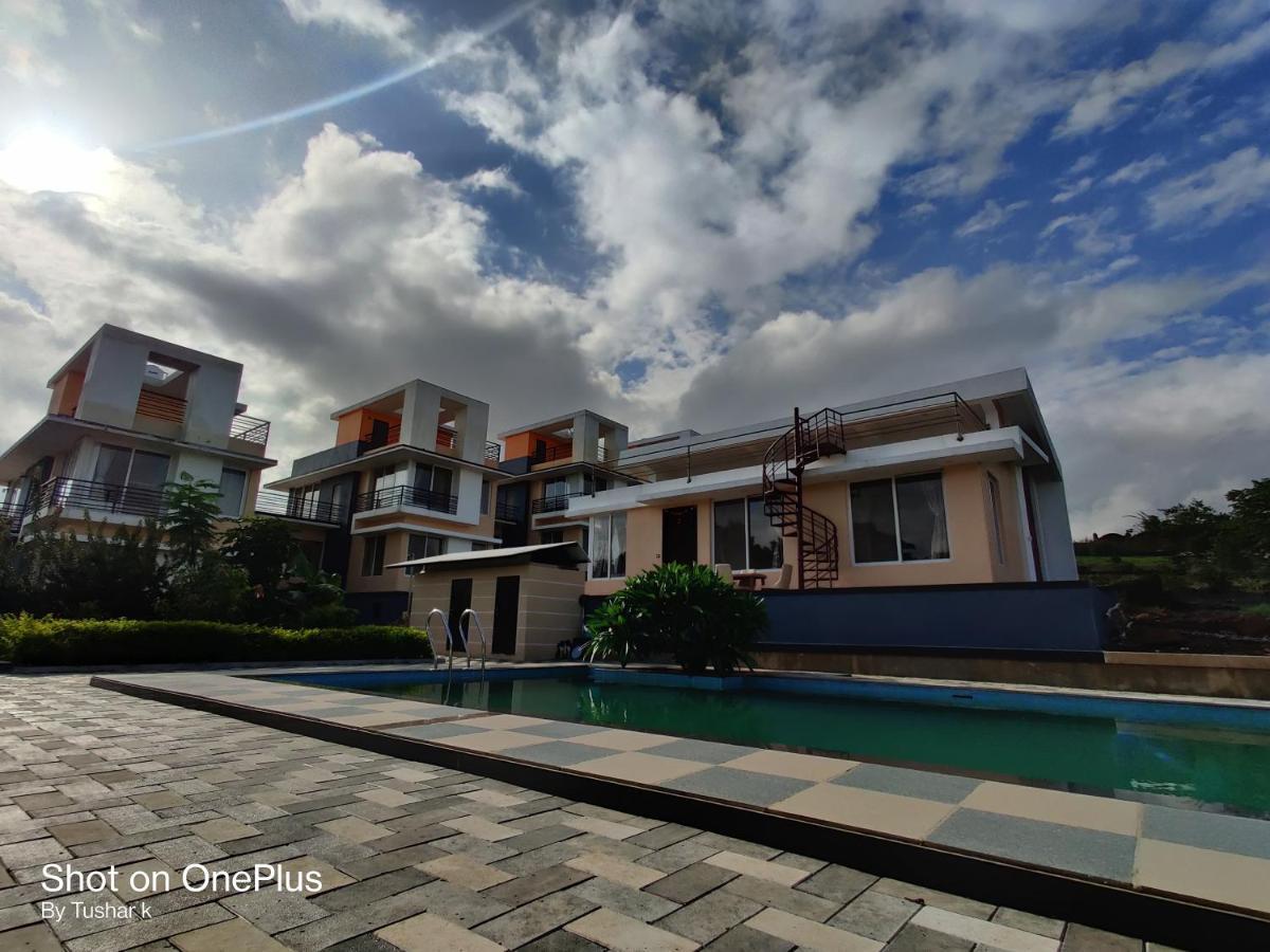 Royal Meadows Igatpuri 2Bhk Poolside Villa المظهر الخارجي الصورة