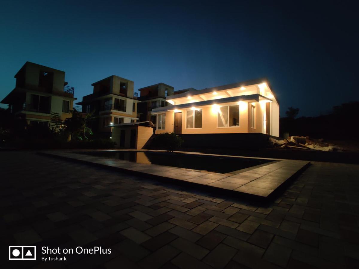 Royal Meadows Igatpuri 2Bhk Poolside Villa المظهر الخارجي الصورة