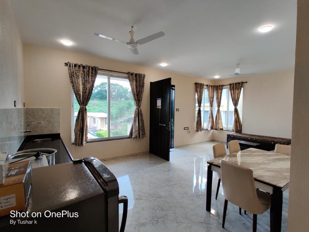 Royal Meadows Igatpuri 2Bhk Poolside Villa المظهر الخارجي الصورة
