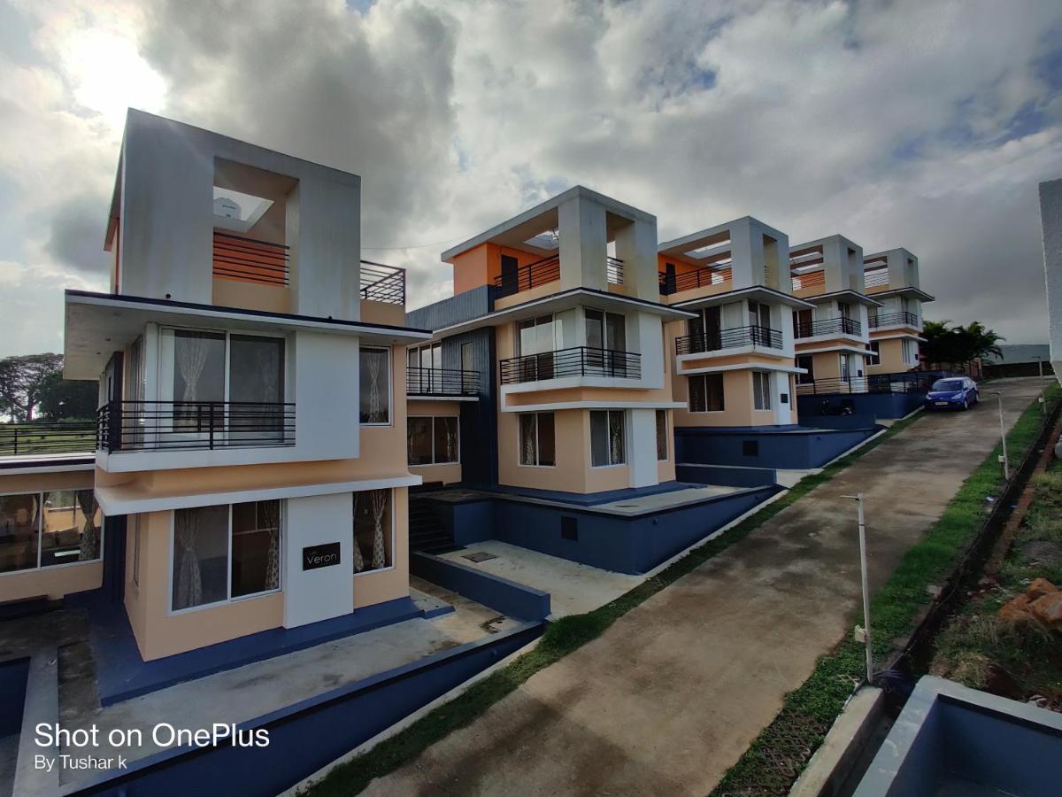 Royal Meadows Igatpuri 2Bhk Poolside Villa المظهر الخارجي الصورة